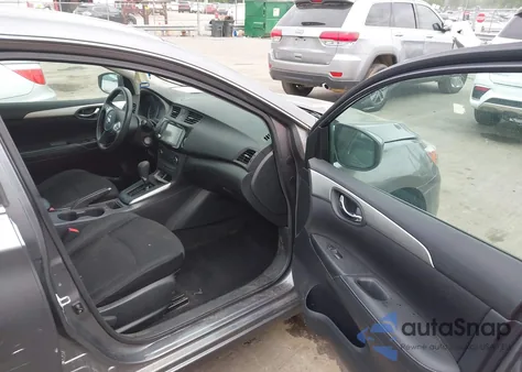 2019 Nissan Sentra S z USA, uszkodzony, nr VIN 3N1AB7AP5KY259422